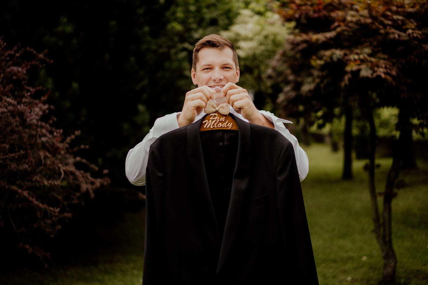 wesele w stodole pod kasztanami bystra fotograf slubny stylovacom 020