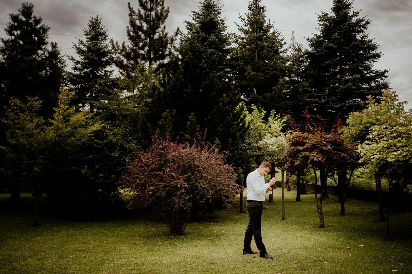 wesele w stodole pod kasztanami bystra fotograf slubny stylovacom 021