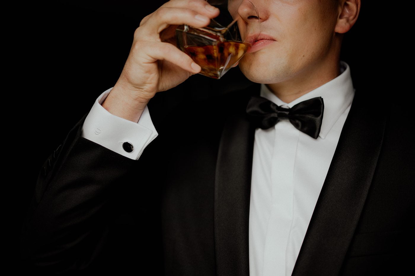 wesele w stodole pod kasztanami bystra fotograf slubny stylovacom 026