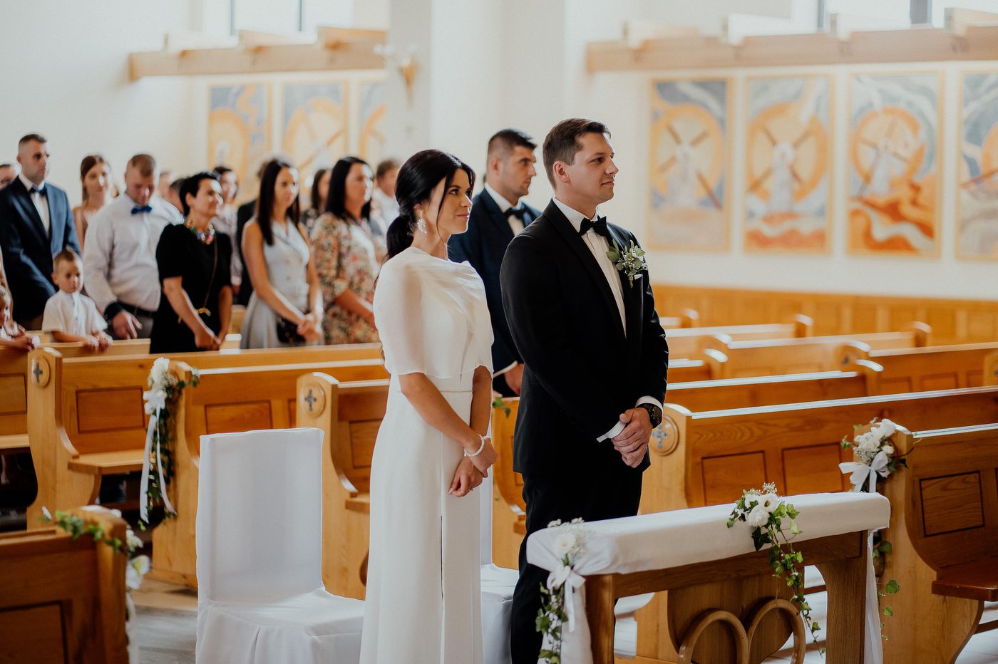 wesele w stodole pod kasztanami bystra fotograf slubny stylovacom 049