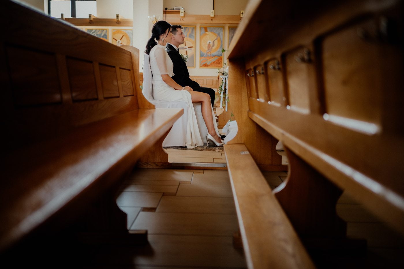 wesele w stodole pod kasztanami bystra fotograf slubny stylovacom 052