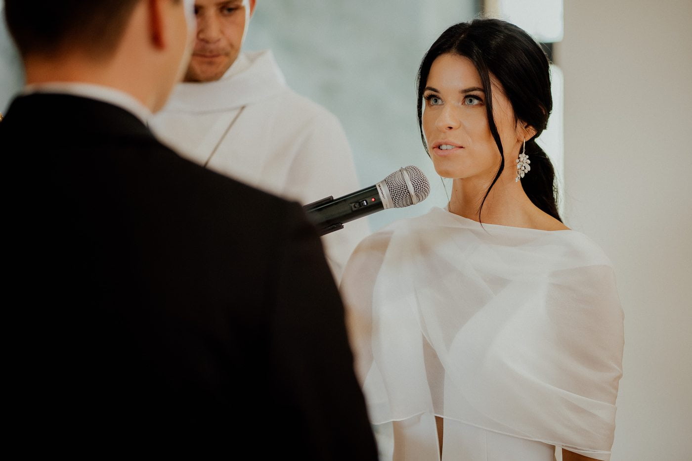 wesele w stodole pod kasztanami bystra fotograf slubny stylovacom 054