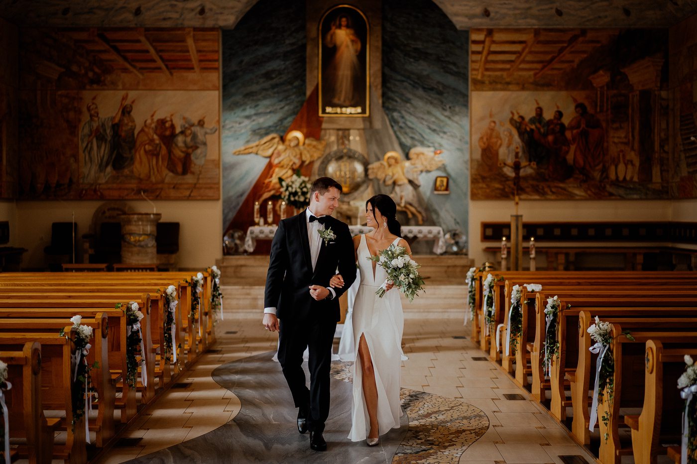 wesele w stodole pod kasztanami bystra fotograf slubny stylovacom 063