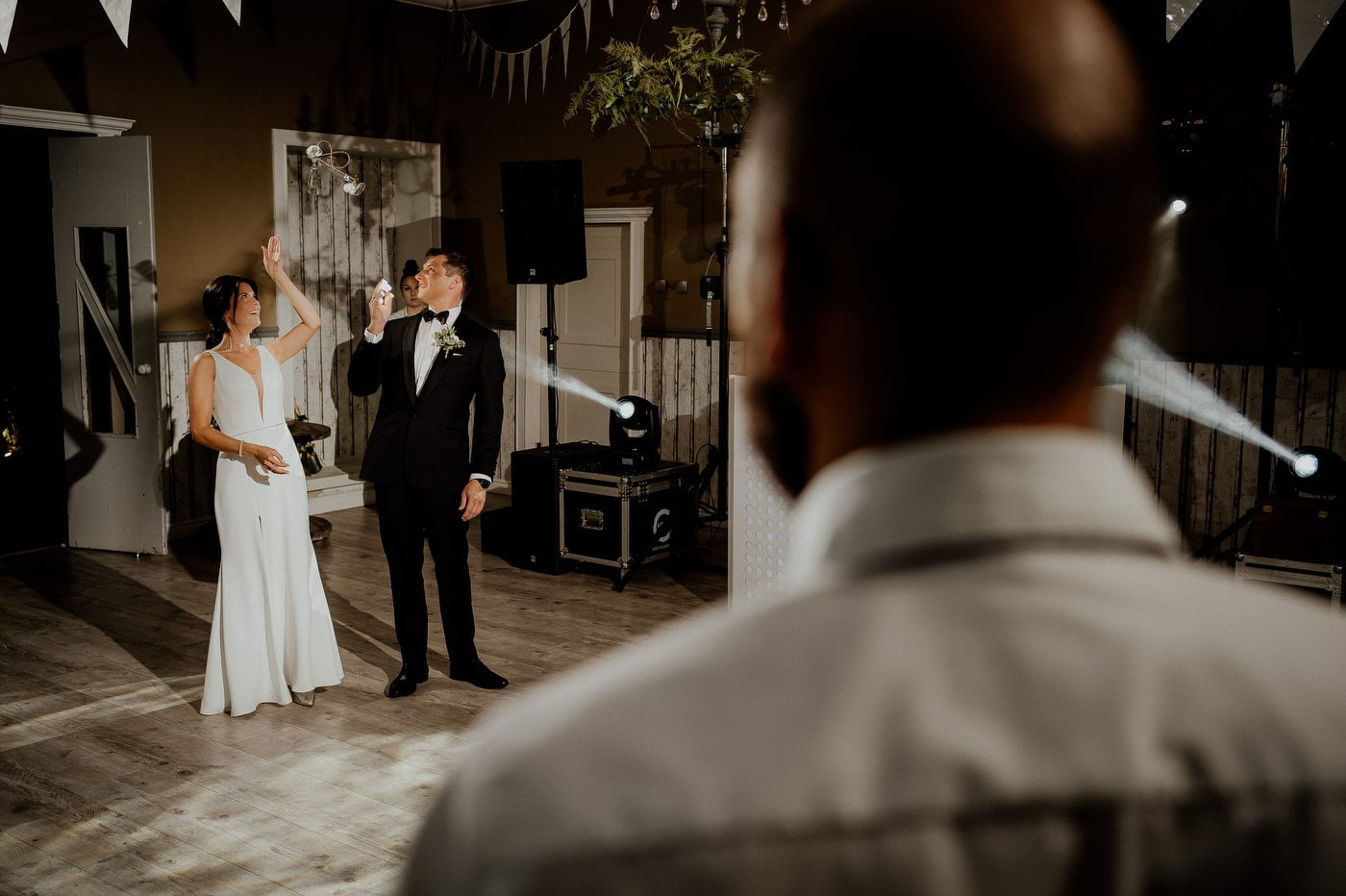 wesele w stodole pod kasztanami bystra fotograf slubny stylovacom 072 1