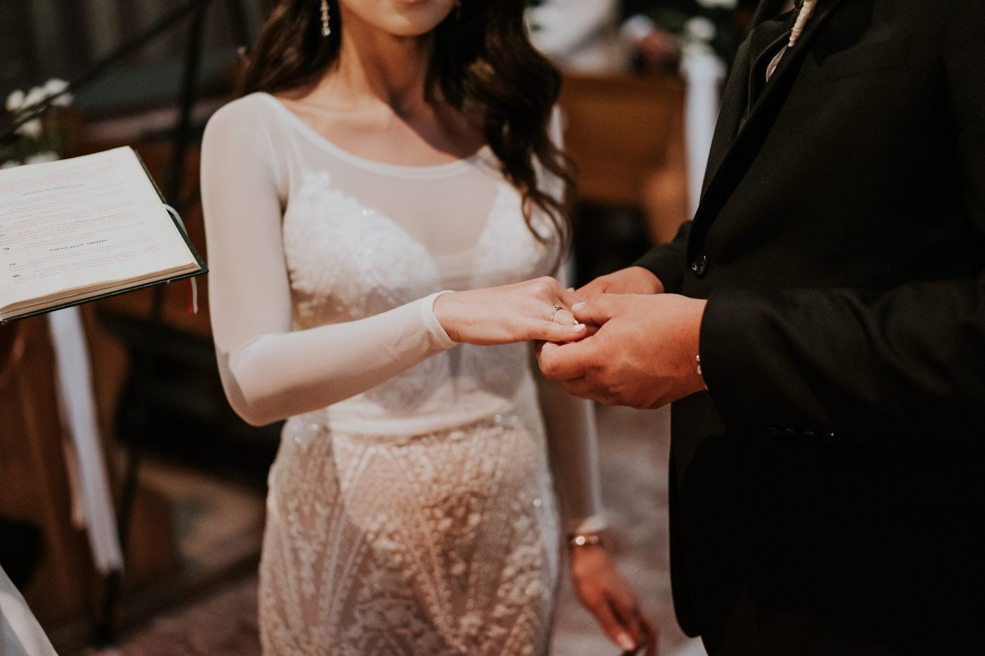 Zdjęcia ślubne Kraków, wesele w restauracji babie Lato w Gdowie STYLOVA.COM